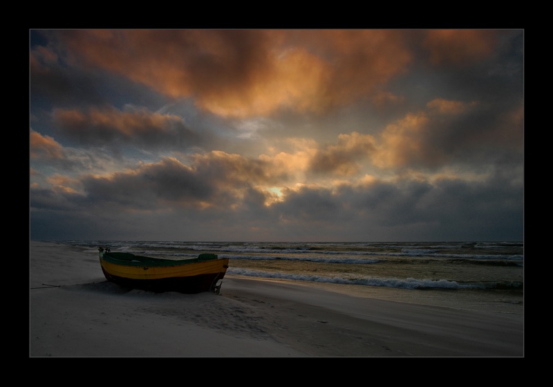 photo "forgotten boat" tags: misc., 