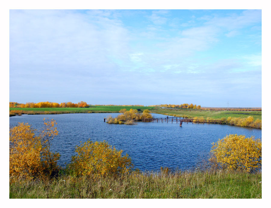 photo "Lake Luguvoe" tags: landscape, autumn, water