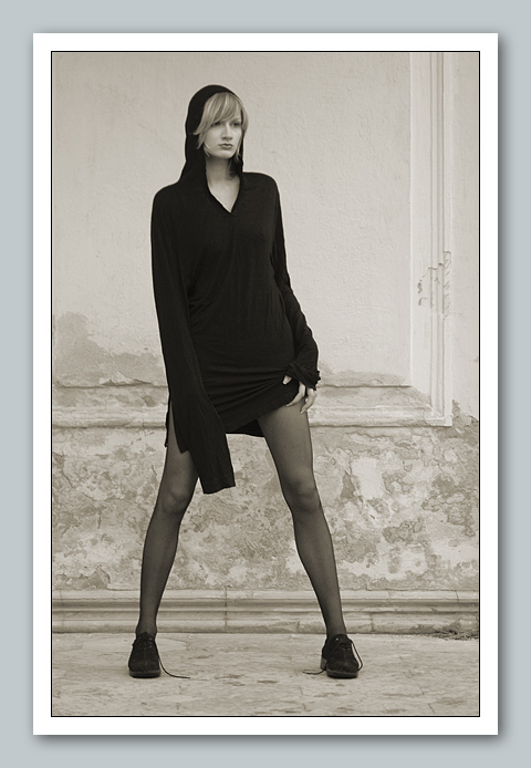 photo "#1" tags: black&white, portrait, woman