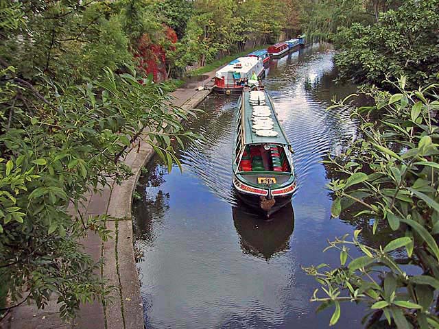 photo "Sailing down the canal" tags: misc., landscape, water