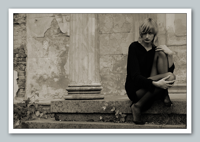 photo "#3" tags: portrait, black&white, woman