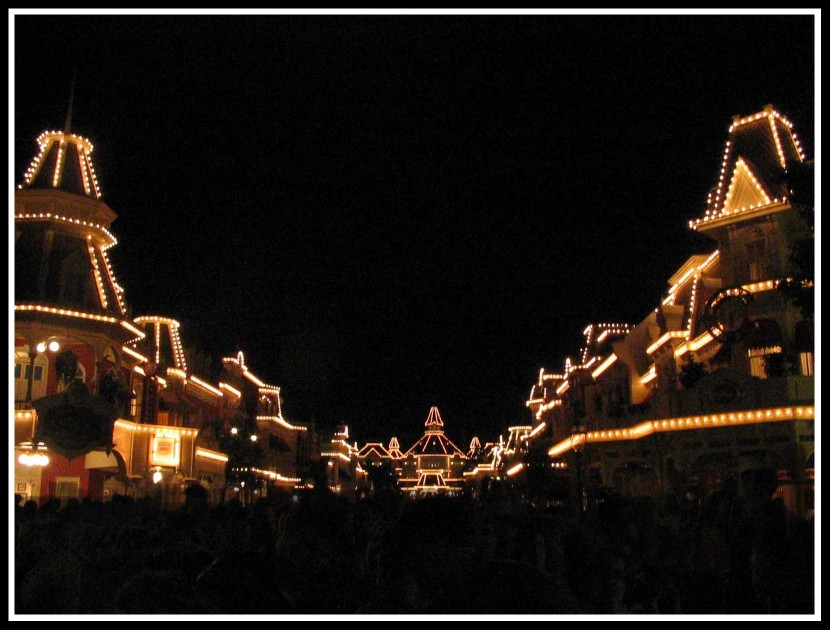 photo "Disney" tags: landscape, travel, Europe, night