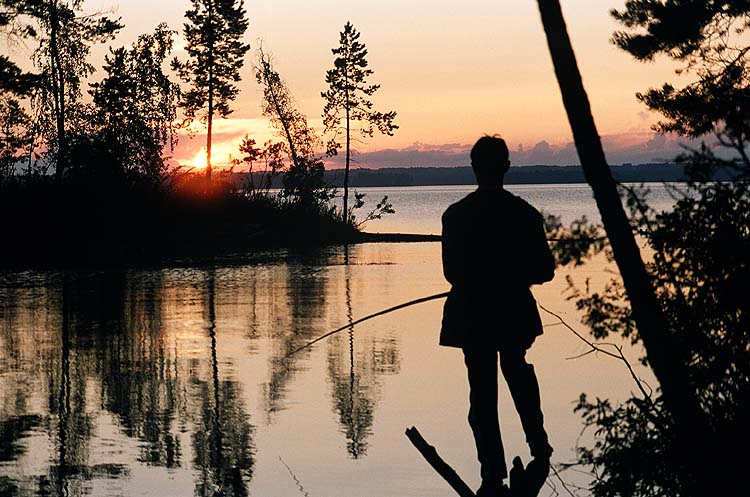 photo "The fisherman" tags: landscape, genre, sunset