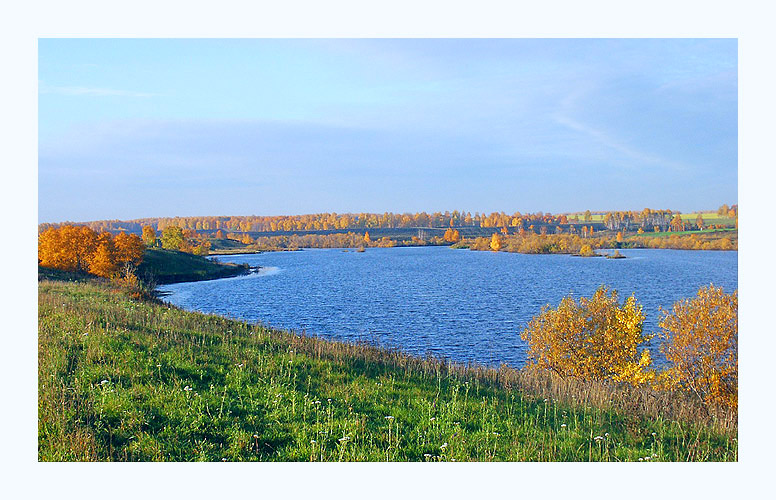 photo "Light open spaces, air it is pure..." tags: landscape, autumn, water