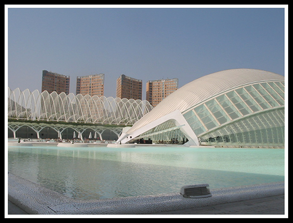 photo "Beach of Valencia" tags: architecture, landscape, 