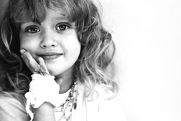 photo "." tags: black&white, portrait, children