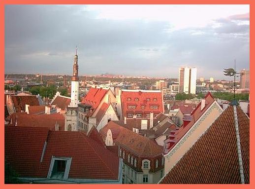 photo "Tallinn (May)" tags: misc., 