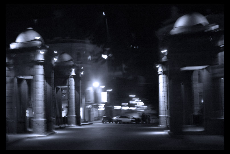 фото "Ночная #2" метки: черно-белые, архитектура, пейзаж, 