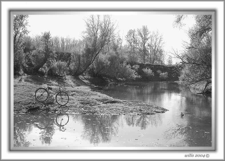photo "At the river" tags: landscape, black&white, water