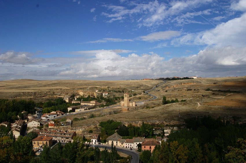 photo "Segovia`s Castle View" tags: misc., architecture, landscape, 