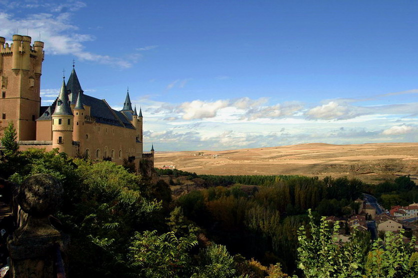 photo "Castle of Segovia" tags: travel, architecture, landscape, Europe