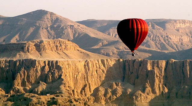 photo "Early morning Balloon." tags: misc., travel, Africa