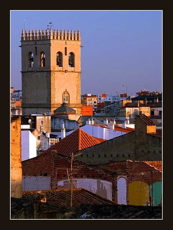 photo "Colours of Badajoz" tags: travel, architecture, landscape, Europe