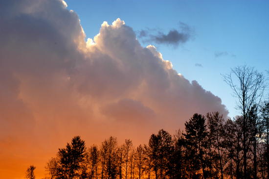 photo "The Sky... She`s on Fire!" tags: landscape, clouds, sunset