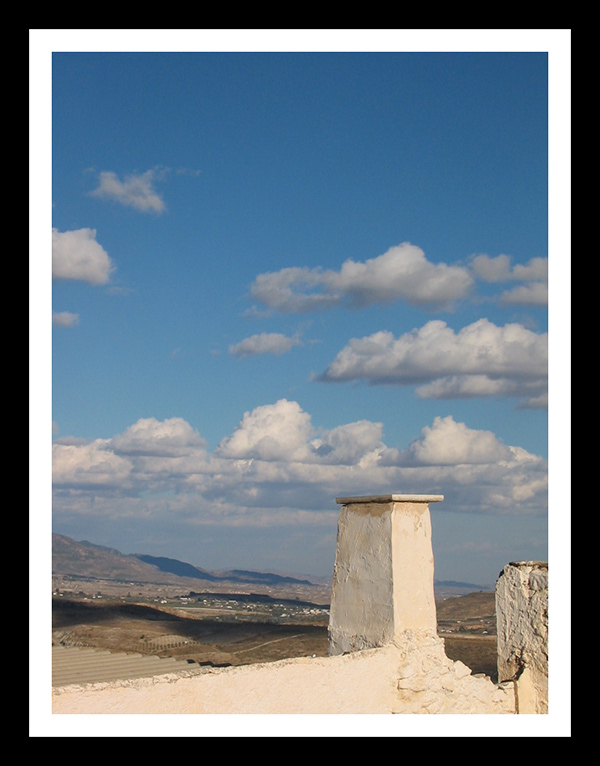 photo "chimney" tags: landscape, clouds