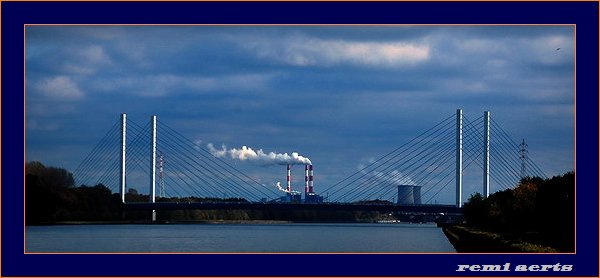 photo "Genk industrial" tags: architecture, landscape, clouds