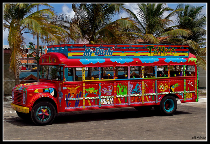 photo "Beach Bus" tags: travel, reporting, South America