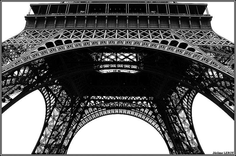 photo "Eiffel Tower #5887" tags: architecture, landscape, 