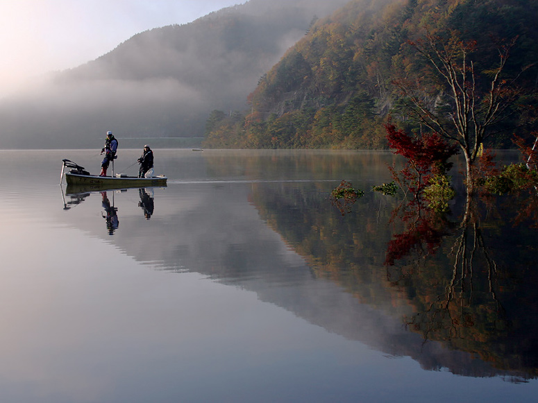 photo "Lake Shoji" tags: landscape, autumn, water