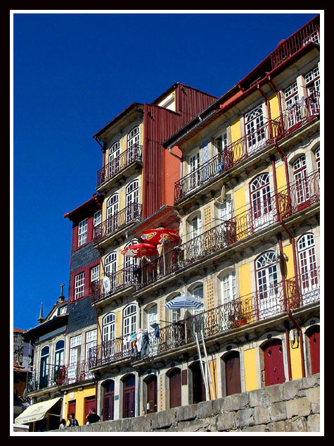 photo "##Old Buildings of Oporto##" tags: architecture, landscape, 