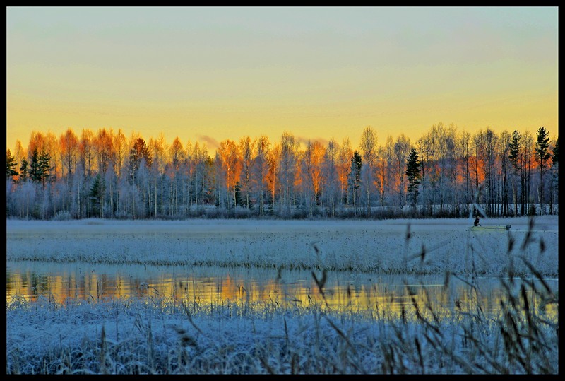 photo "Early mornig fisherman" tags: landscape, autumn