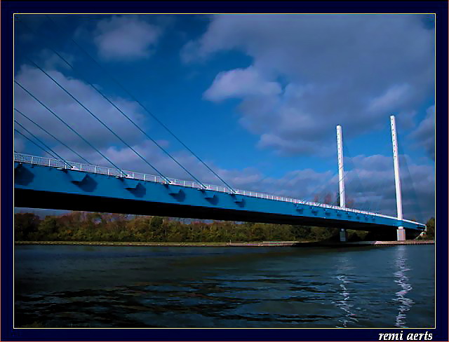 фото "the bridge" метки: пейзаж, архитектура, облака