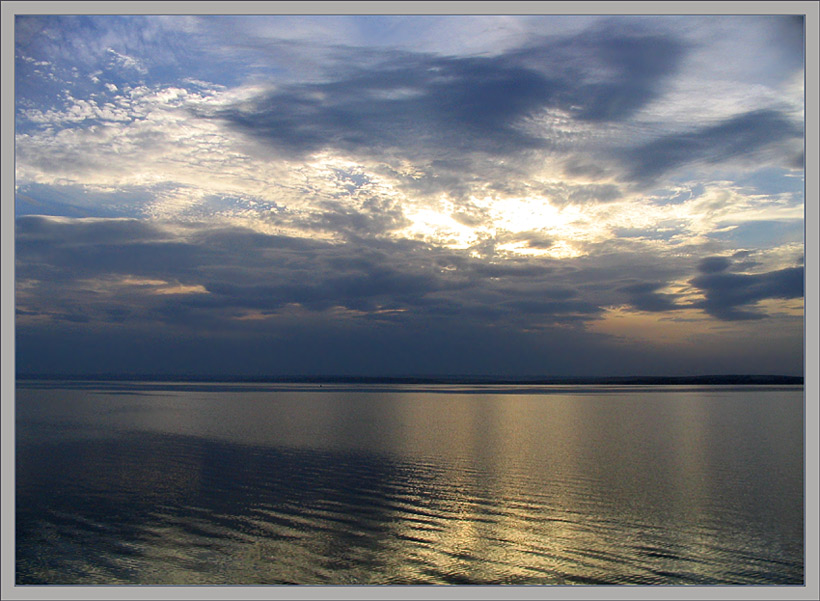 photo "Calmness" tags: landscape, clouds, water