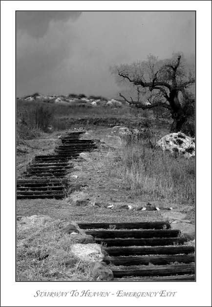 photo "Stairway to Heaven- Emergency Exit" tags: landscape, black&white, 