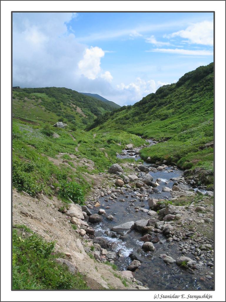 photo "Just a small river" tags: landscape, mountains, water