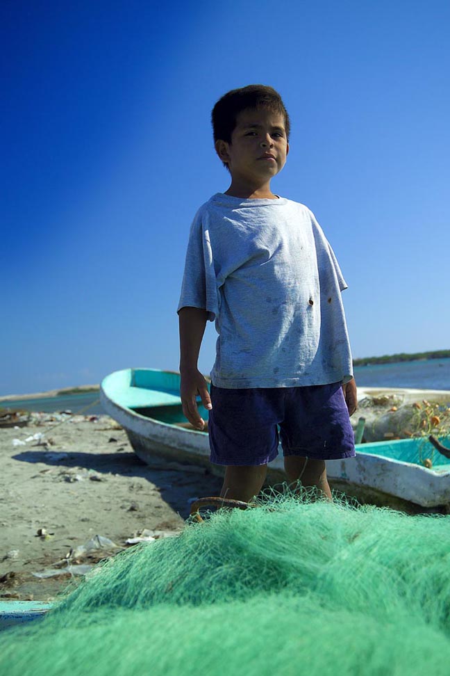 photo "mexican fisherboy" tags: portrait, travel, North America, children