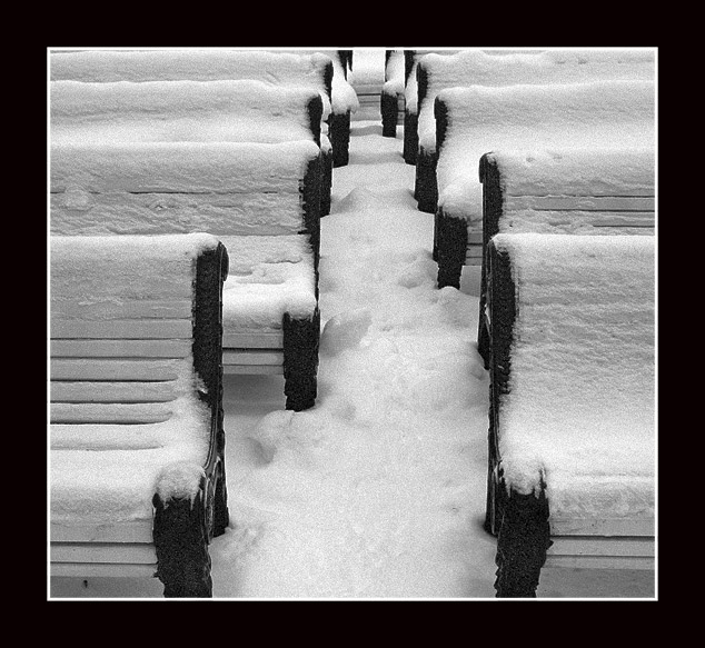photo "Winter theatre" tags: architecture, black&white, landscape, 