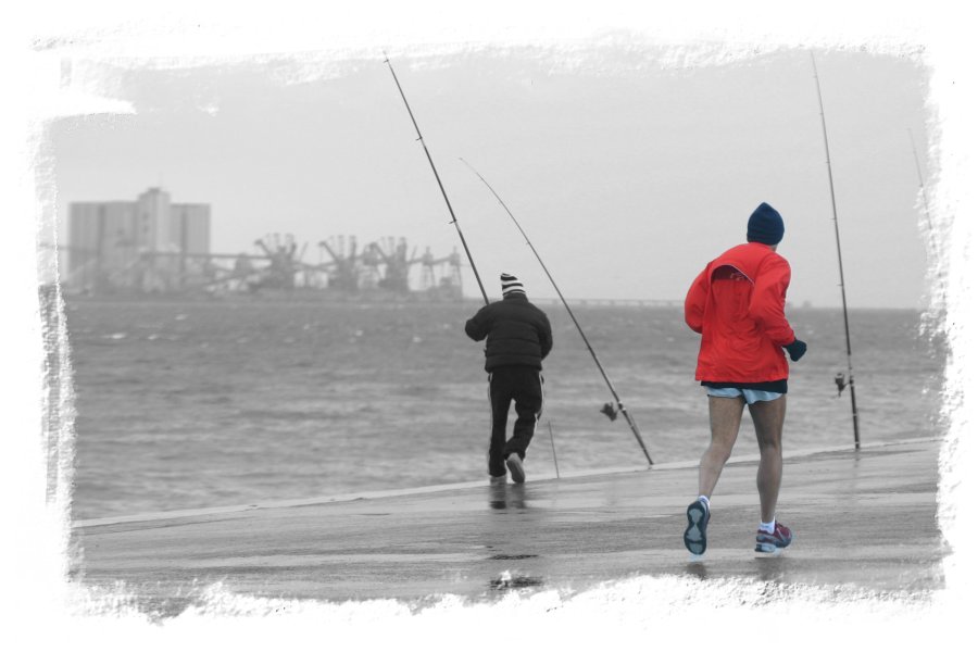 фото "Fishing on the rain" метки: портрет, мужчина