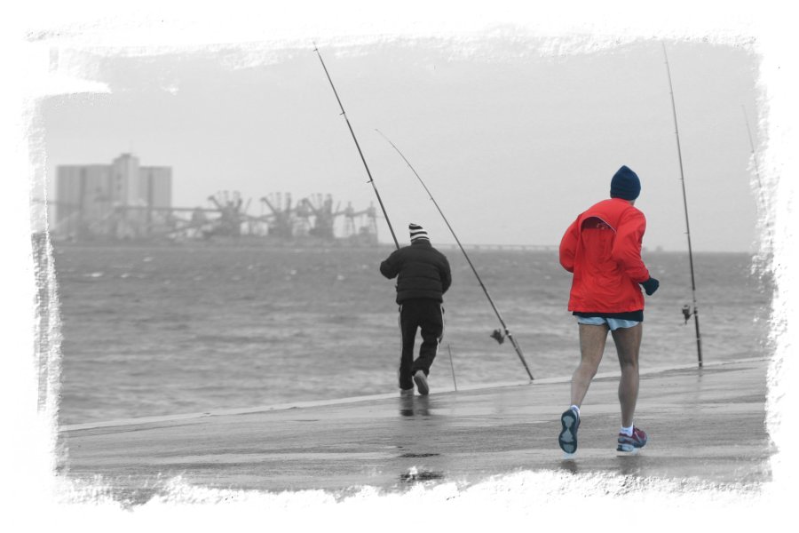 photo "Fishing on the rain" tags: portrait, man