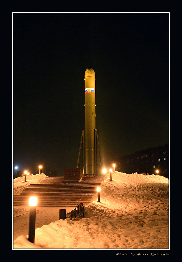 фото "Российский "Тополь"" метки: архитектура, пейзаж, ночь