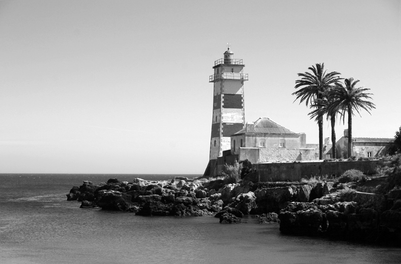 photo "The Old Lighthouse" tags: architecture, landscape, water