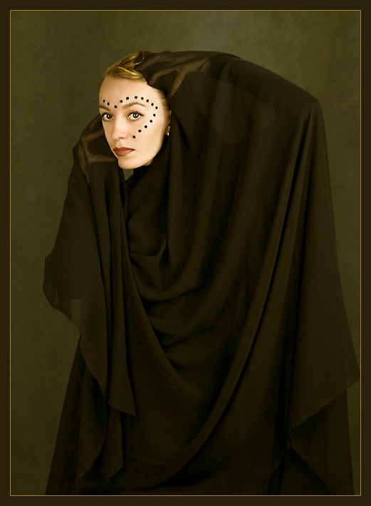 photo "Mask" tags: portrait, woman