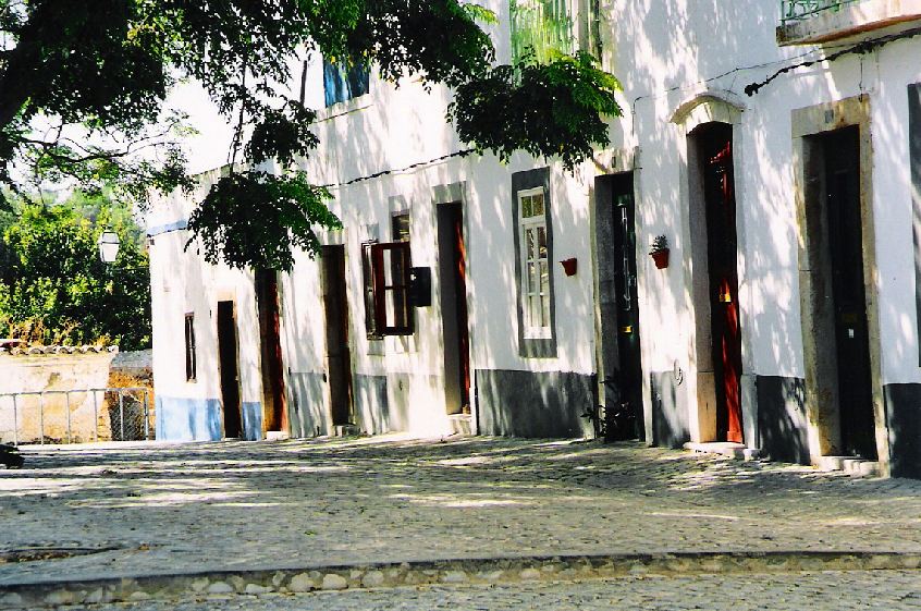 photo "Doors of Tavira" tags: misc., 