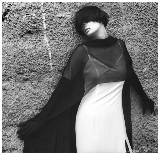 photo "005" tags: black&white, 