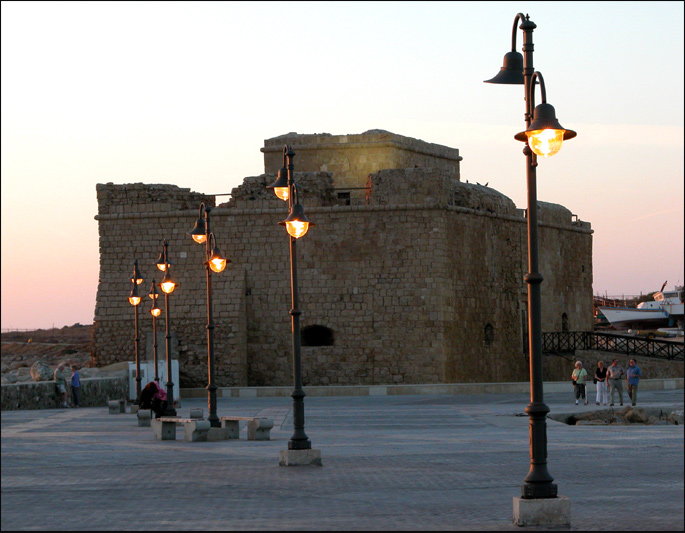 photo "Paphos Castle" tags: architecture, misc., landscape, 