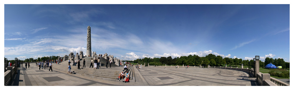 photo "Vigelands Park in OSLO, MONOLITTEN" tags: architecture, landscape, 