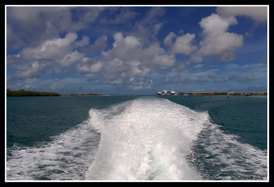 photo "The mat of the boat" tags: travel, landscape, South America, water