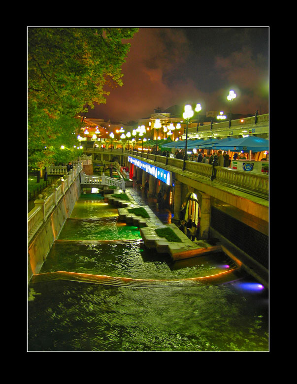 photo "Manezhnaya square" tags: architecture, landscape, night