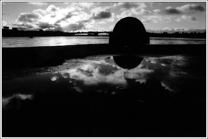 photo "Untitled photo" tags: architecture, black&white, landscape, 