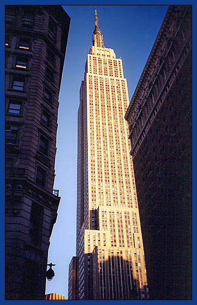 photo "The Empire State Building at sunset." tags: architecture, landscape, 