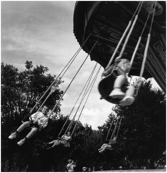 photo "merry-go-round" tags: old-time, 