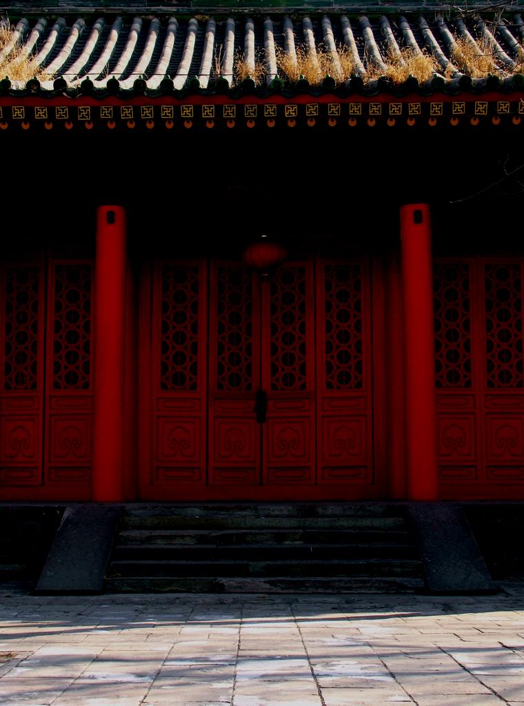 photo "red" tags: travel, Asia
