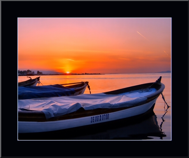 photo "rowboats" tags: landscape, sunset, water