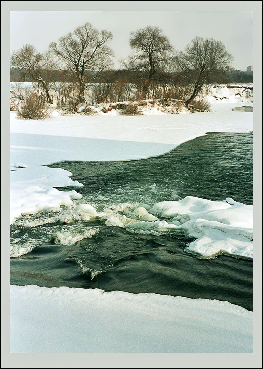 photo "Going to Zubets #1. A rift" tags: landscape, water, winter