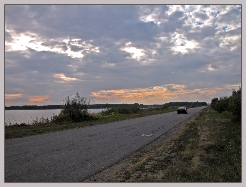 photo "Roads Eh..." tags: landscape, clouds, summer