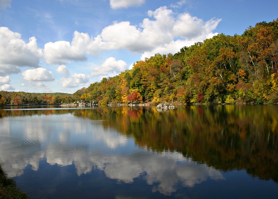 photo "Oh,gloomy season mine! My eyes` delight,enchanting" tags: landscape, water